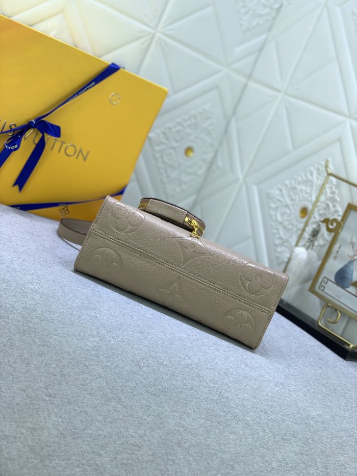 LV OnTheGo East West Bag M23640 XX041 25cm