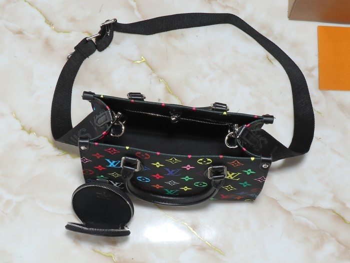LV OnTheGo Bag M45659 XX041 25cm
