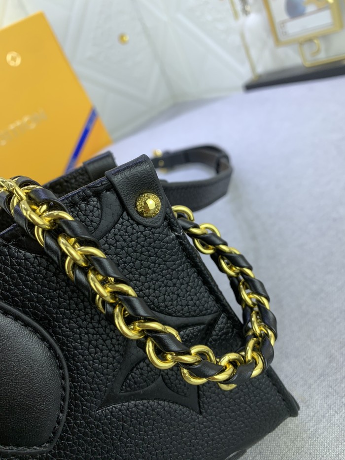 LV OnTheGo East West Bag M23640 XX041 25cm