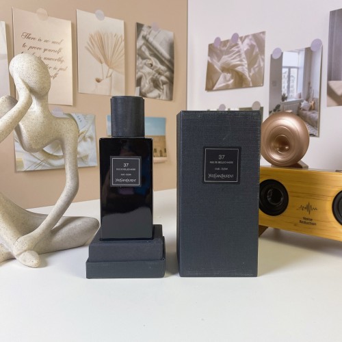 YSL Yves Saint Laurent 37 rue de Bellechasse 125ml