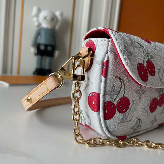 LV Wallet on Chain Ivy Bag M14239 XX021 23.5cm