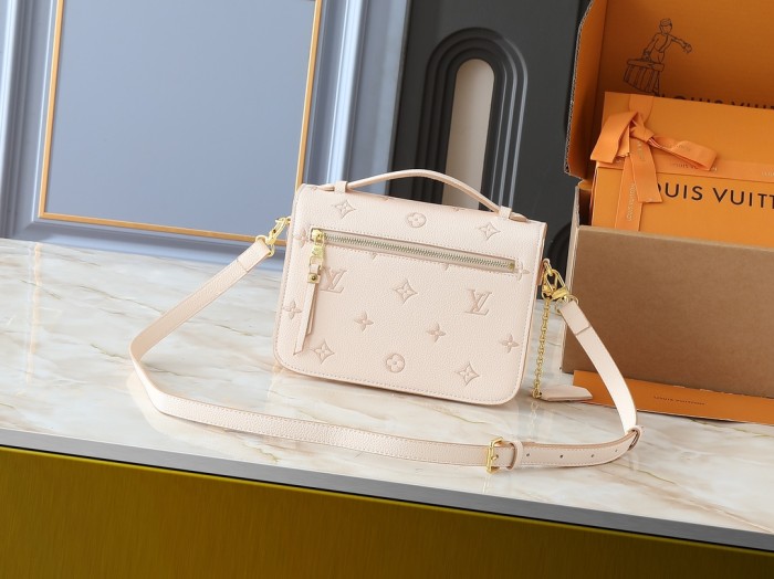 LV Pochette Métis Bag M40780 XX051 25cm