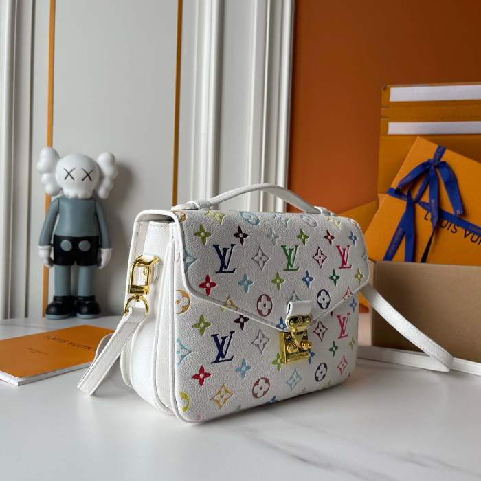 LV Pochette Métis Bag M40780 XX051 25cm