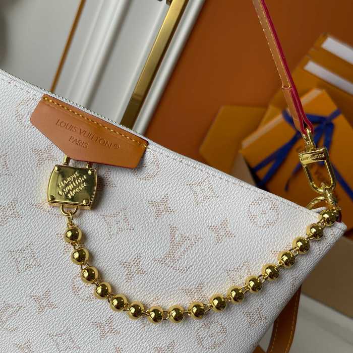 LV Bobo Trunk Bag M14661 XX041 32cm