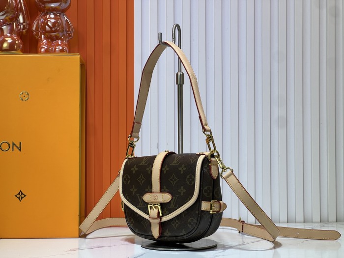 LV Saumur BB Bag M46740 XX031 20cm