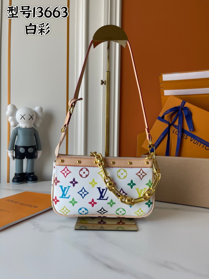 LV Pochette Accessoires Bag M13663 XX021 22cm