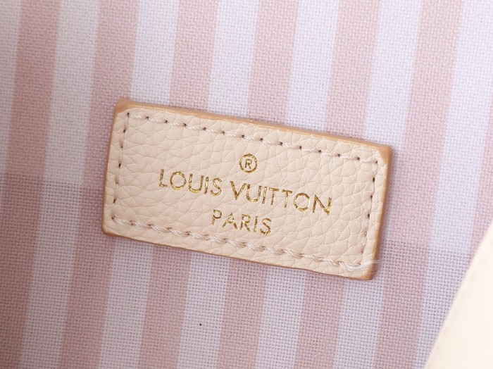 LV Pochette Métis Bag M40780 XX051 25cm