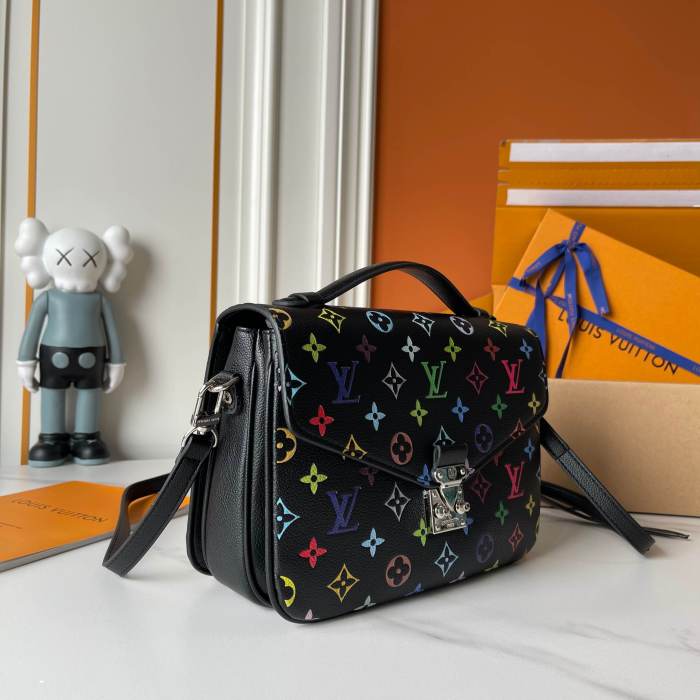 LV Pochette Métis Bag M40780 XX051 25cm