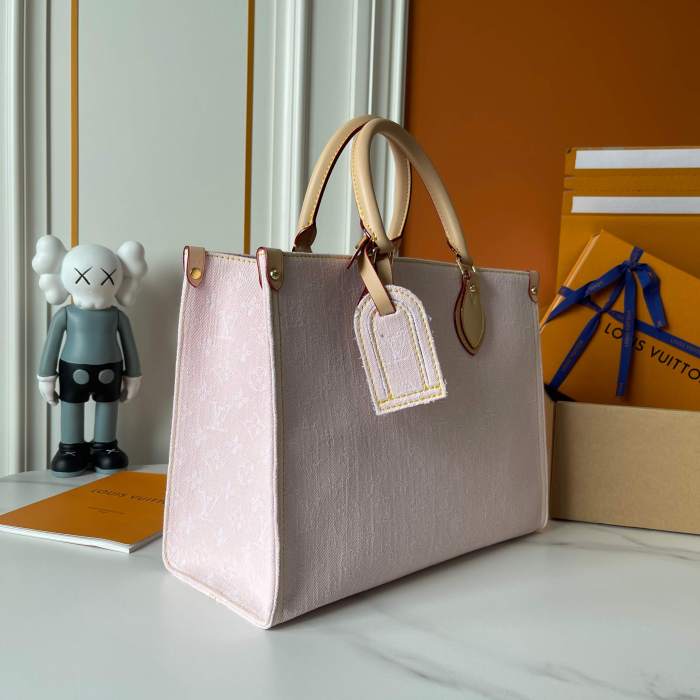 LV OnTheGo Bag M13189 XX041 35cm