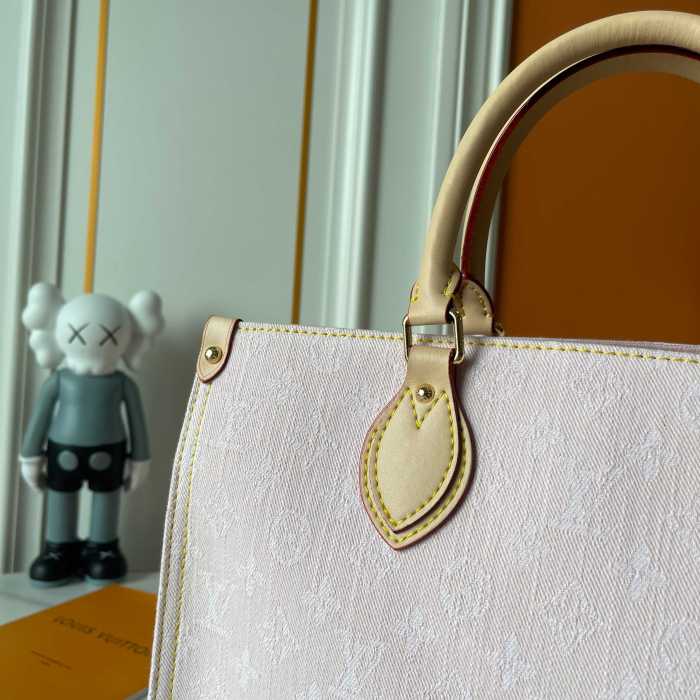 LV OnTheGo Bag M13189 XX041 35cm