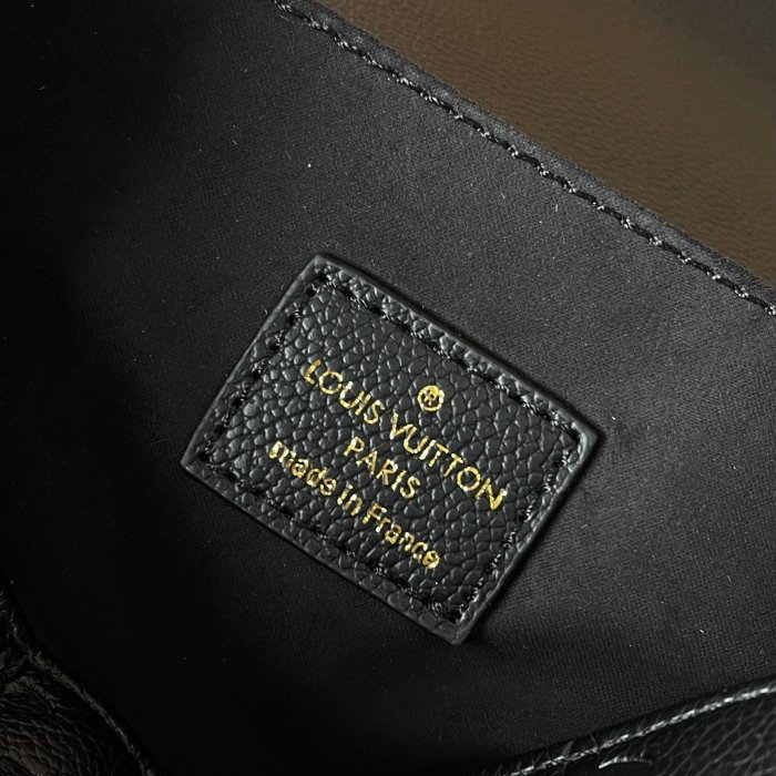 LV Pochette Métis Bag M40780 XX051 25cm