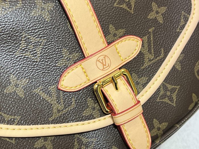 LV Saumur BB Bag M46740 XX031 20cm