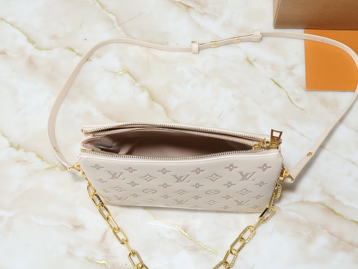 LV Coussin Bag M57790 XX051 26cm