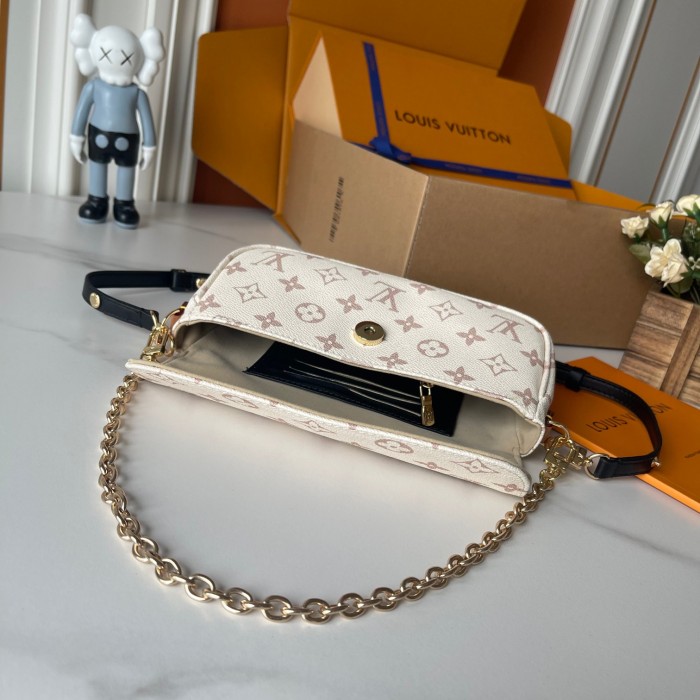 LV Wallet On Chain Ivy Bag M81911 XX011 23.5cm