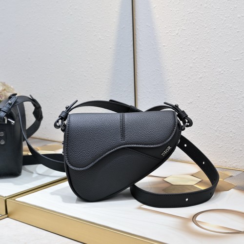 Dior Saddle Bag 2543 XB002 19.5cm
