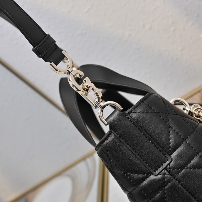 Dior Toujours Bag 2835 XB091 16cm