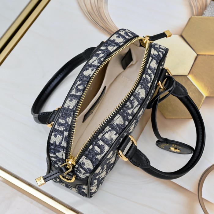 Dior D-Vibe East-West Bag 2388 XB081 20.5cm