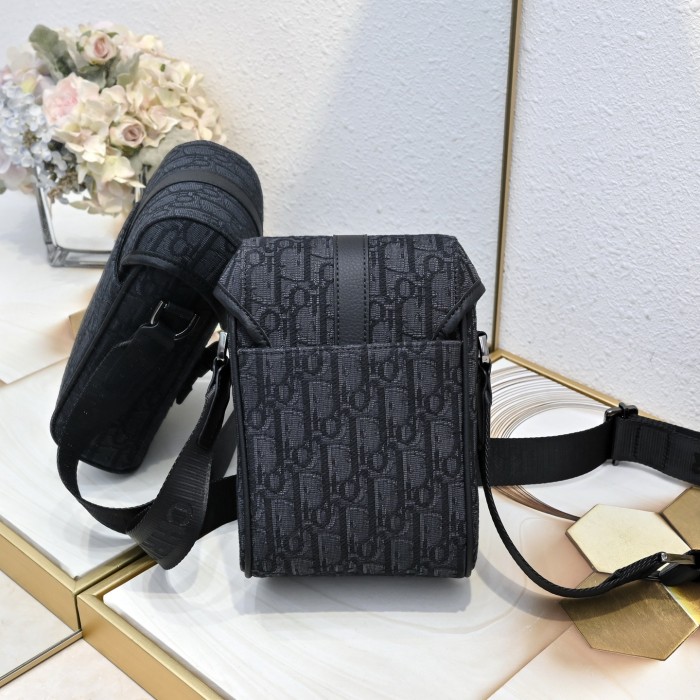 Dior Hit The Road Bag 2544 XB091 13cm