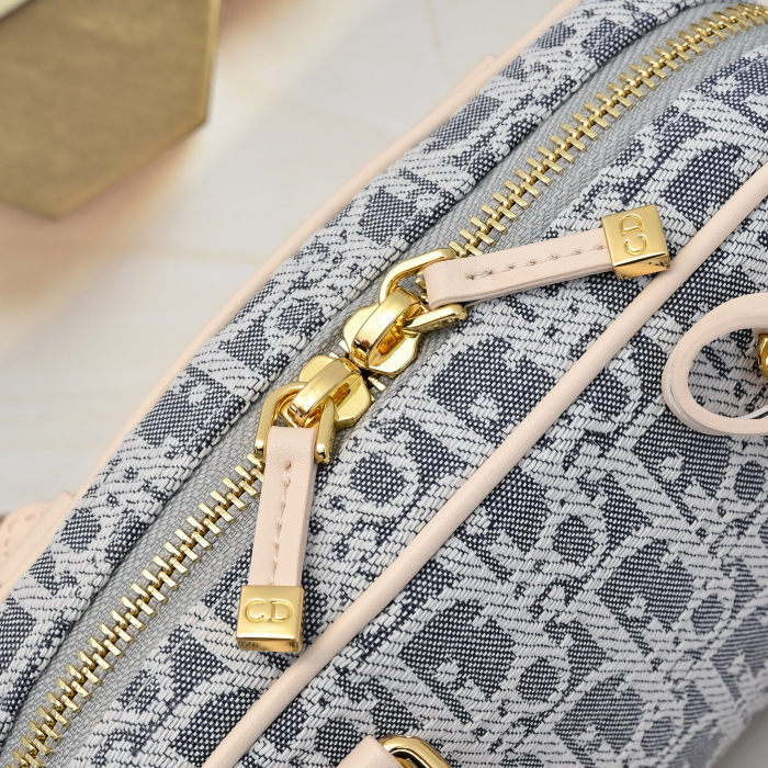 Dior D-Vibe East-West Bag 2388 XB081 20.5cm