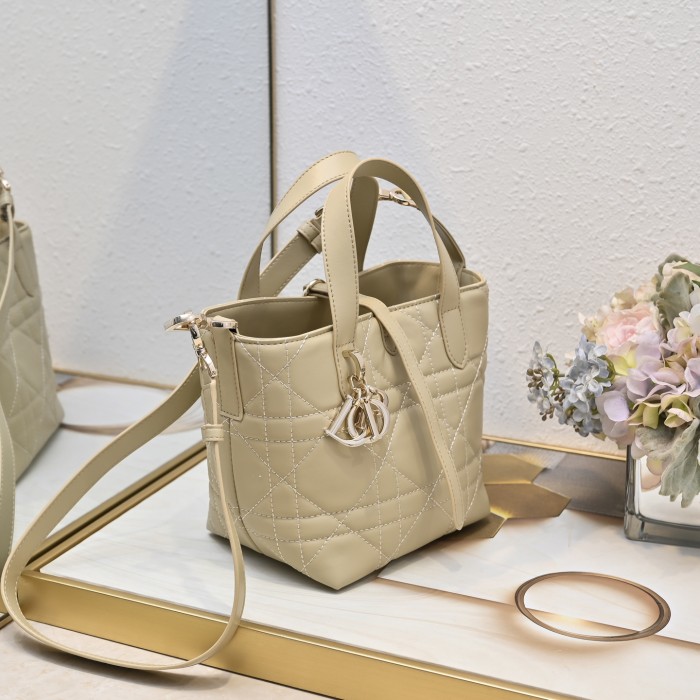 Dior Toujours Bag 2835 XB091 16cm