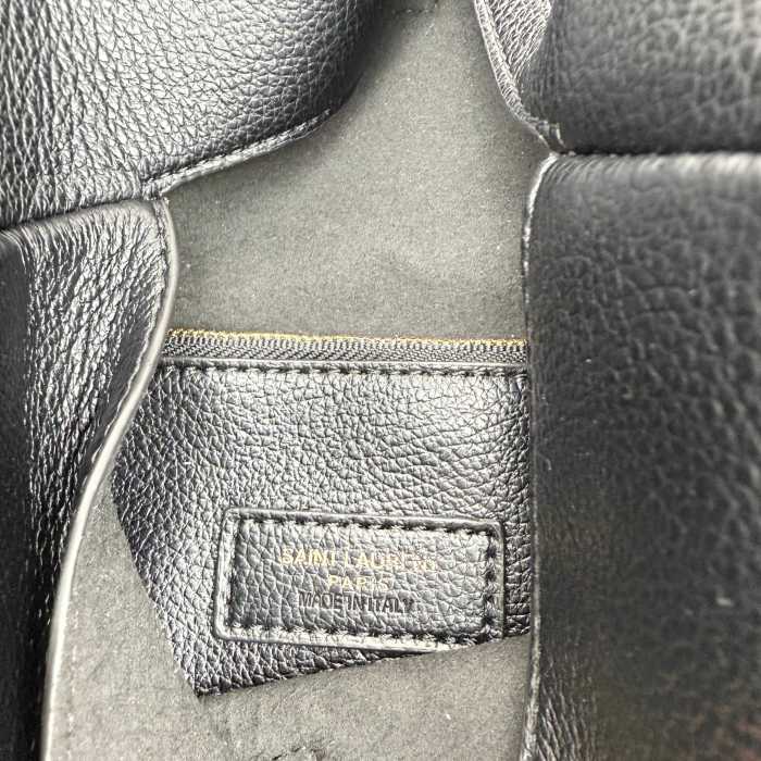 YSL753837JQE532