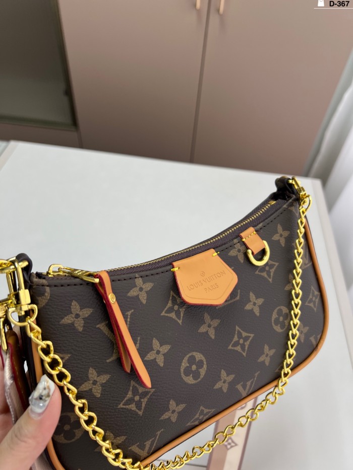 LV Shoulder Bag 110 DB011 23cm