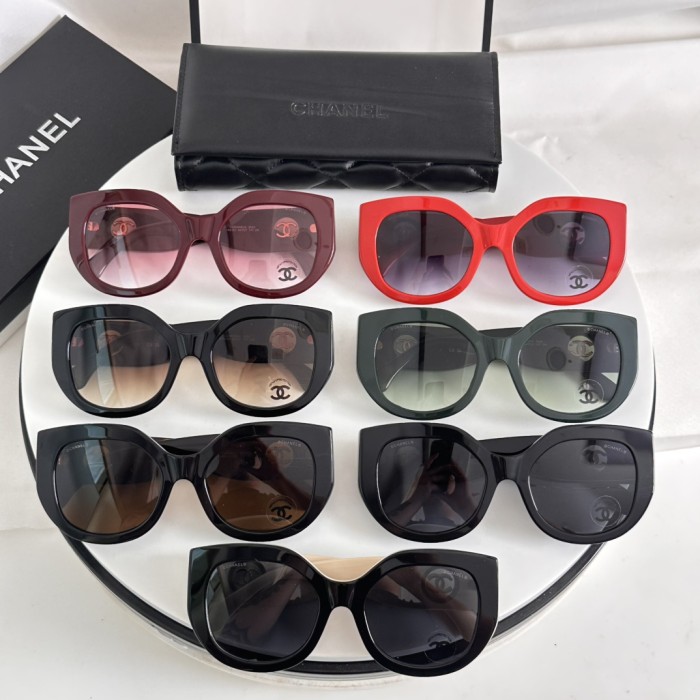 Chanel Sunglasses 5550 SM061