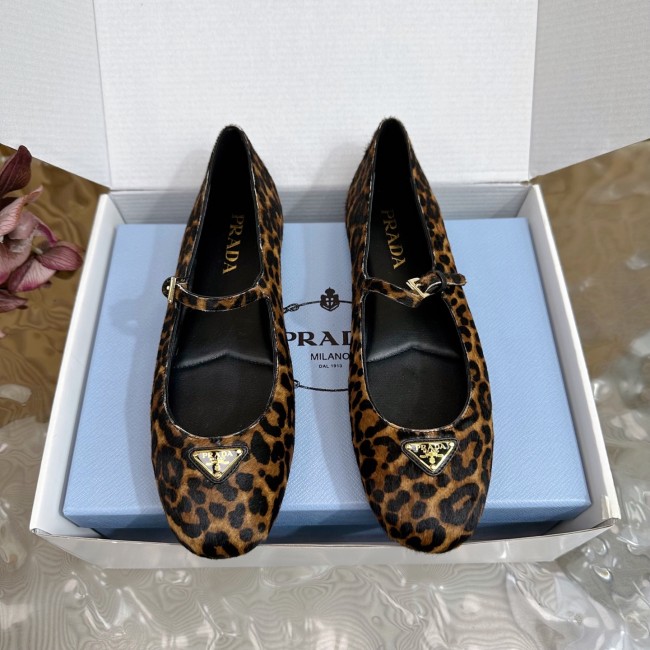 Prada Casual shoes 018 HL052