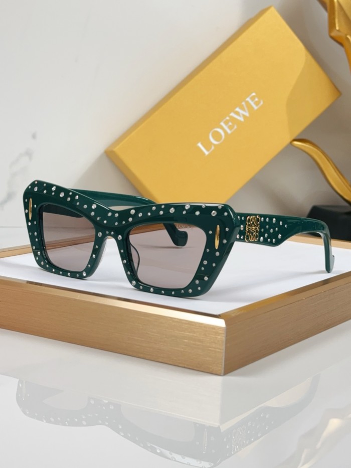 Loewe Sunglasses LW4116I SM091