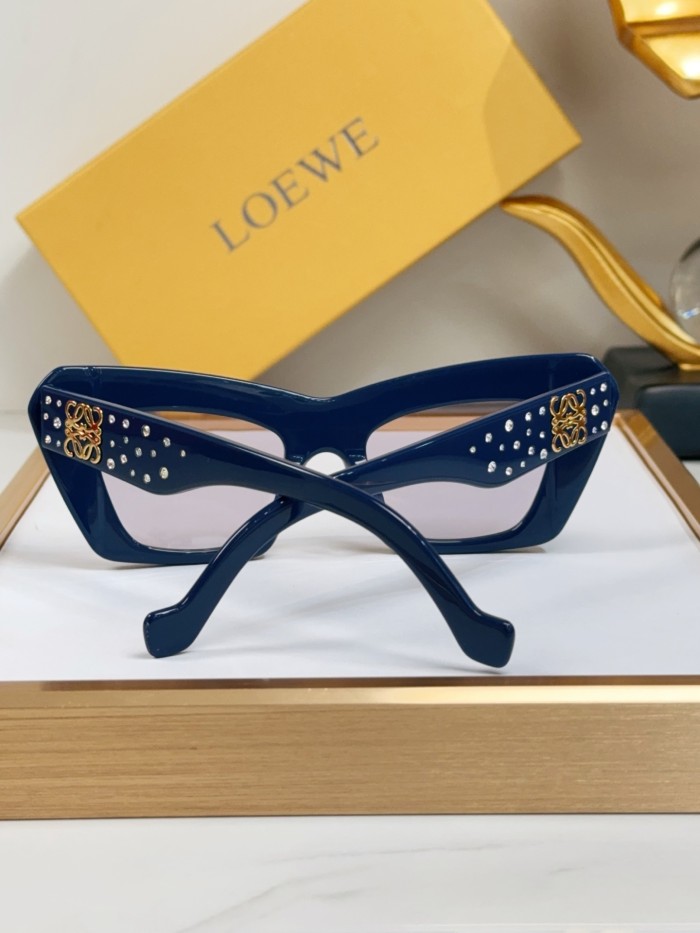 Loewe Sunglasses LW4116I SM091