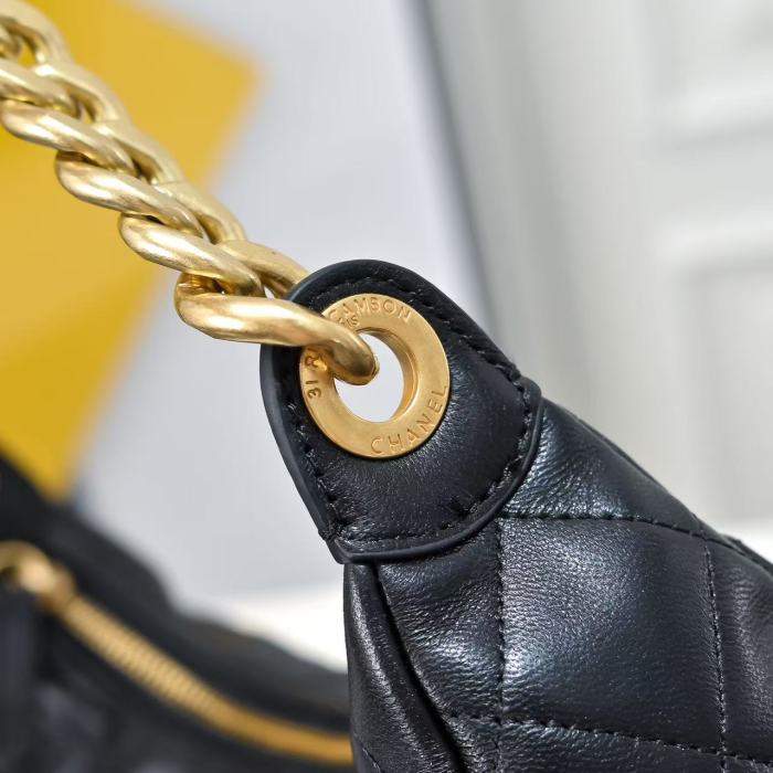 Chanel Shoulder Bag 7755 LM033 27cm