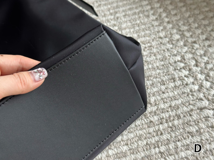 prada hobo shoulder bag 30cm SSQ018