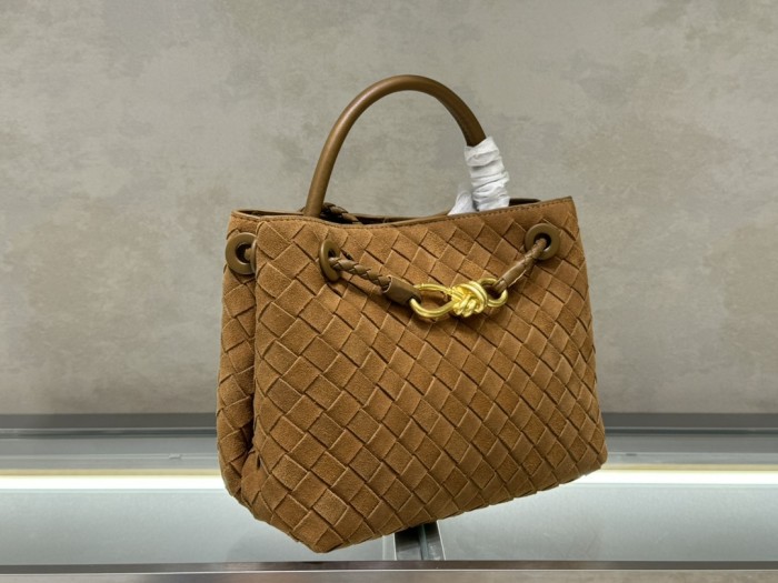 Bottega Veneta Andiamo Handbag 5966 LM582 25-32cm