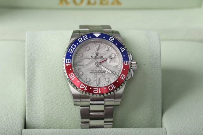 Rolex GMT-Master II 40mm