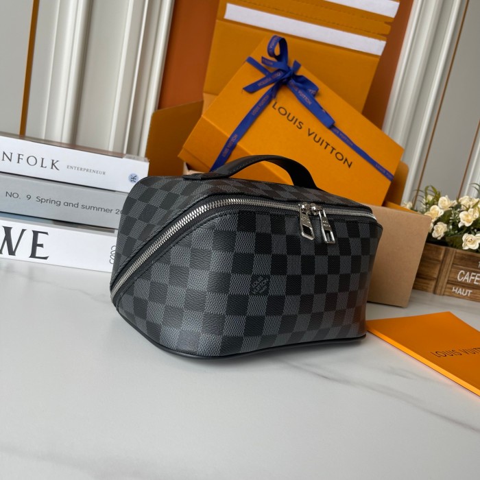LV Toiletry Bag 2 Compartments Bag M11750 LM021 24cm