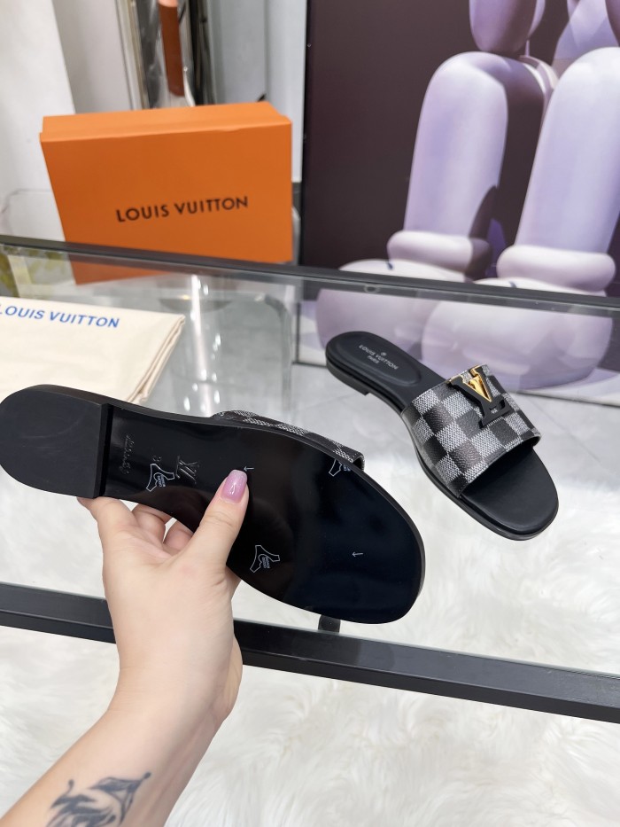 LV shoes 027 HL002
