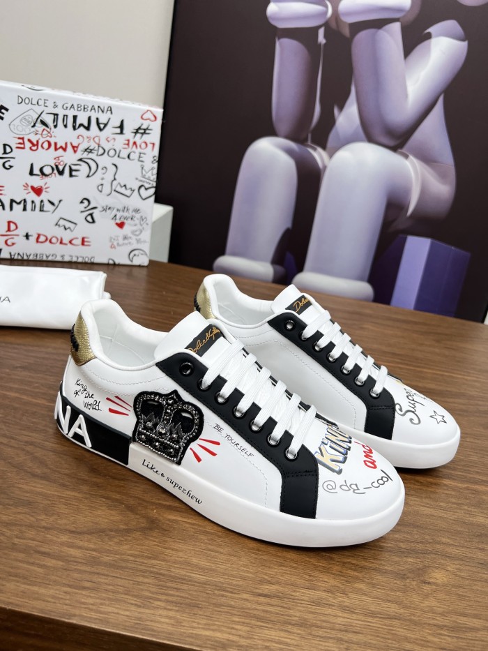 Dolce & Gabbana Casual shoes 020 HL062