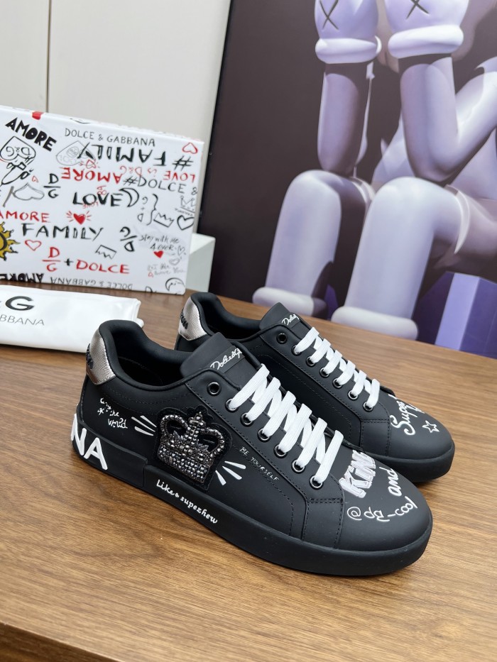 Dolce & Gabbana Casual shoes 020 HL062