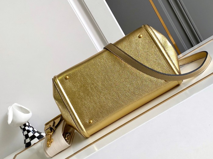 Valentino Garavanie Bag 5041 LM002022 19-26cm