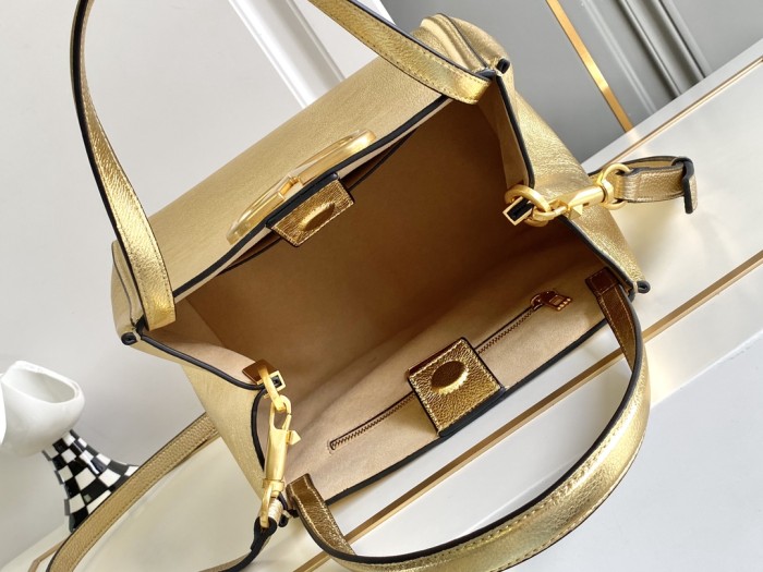 Valentino Garavanie Bag 5041 LM002022 19-26cm