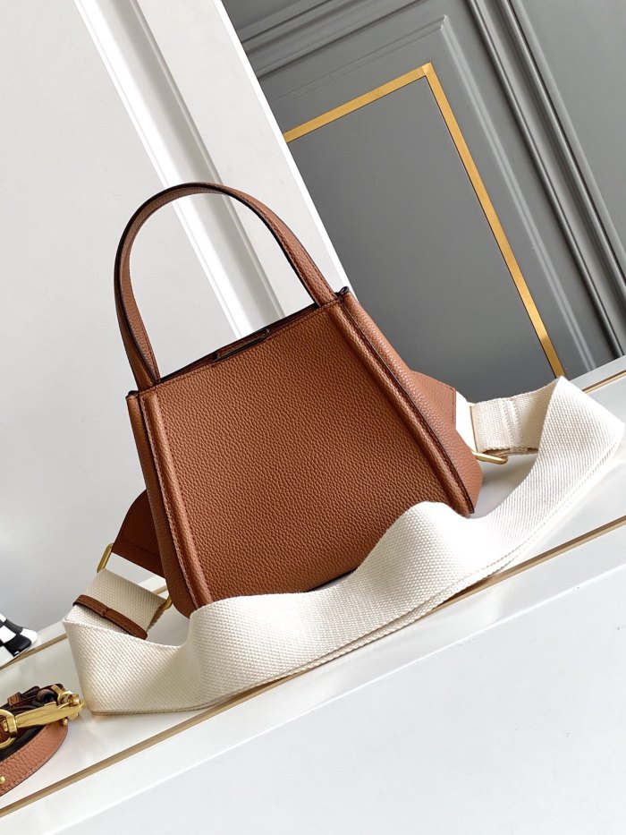 Valentino Garavanie Bag 5041 LM002022 19-26cm
