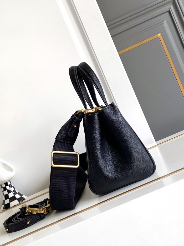 Valentino Garavanie Bag 5041 LM002022 19-26cm