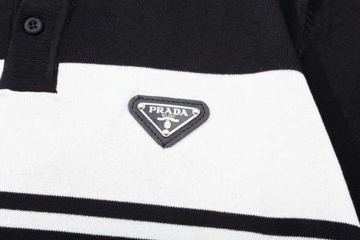 Prada Polo 014