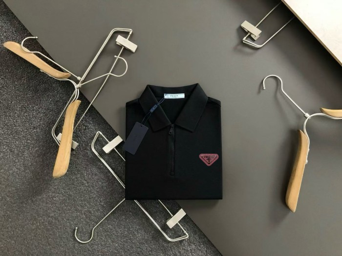 Prada Polo 006