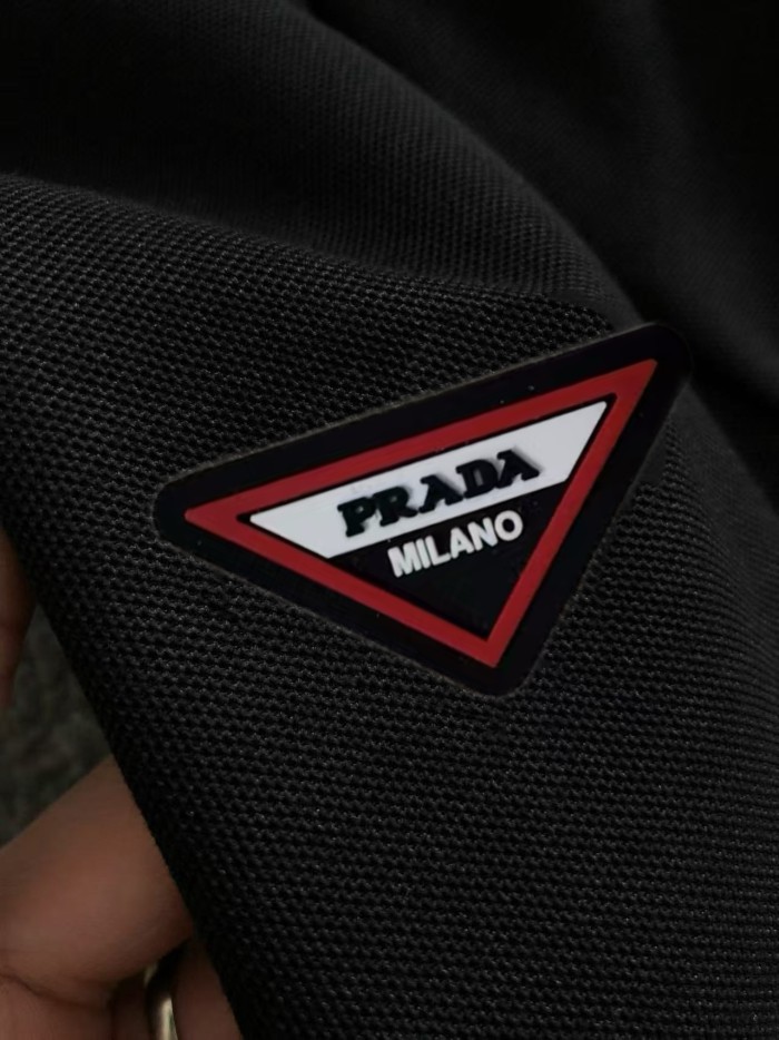 Prada Polo 004