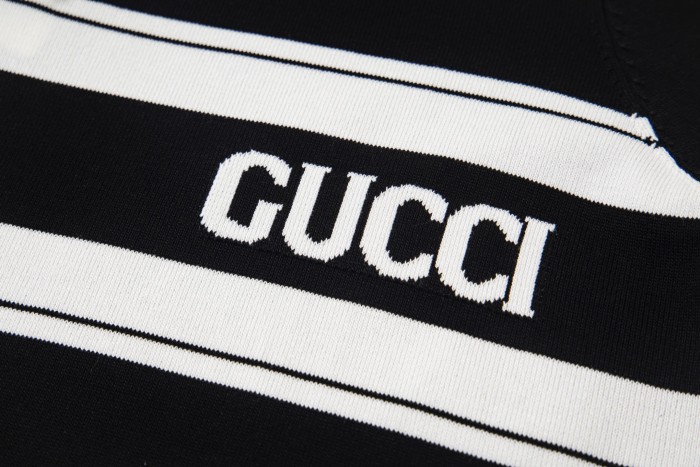 Gucci Polo Y182