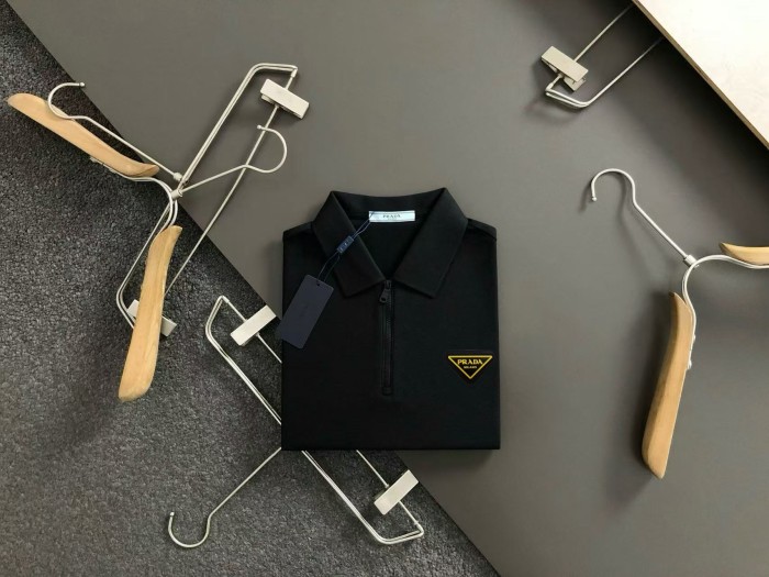 Prada Polo 007