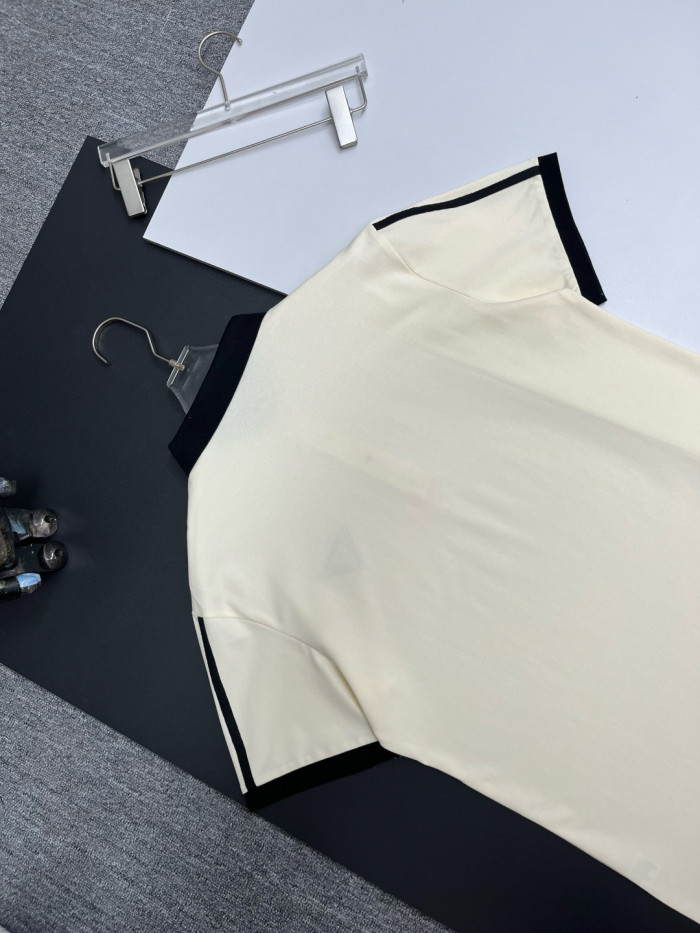 Prada Polo 019