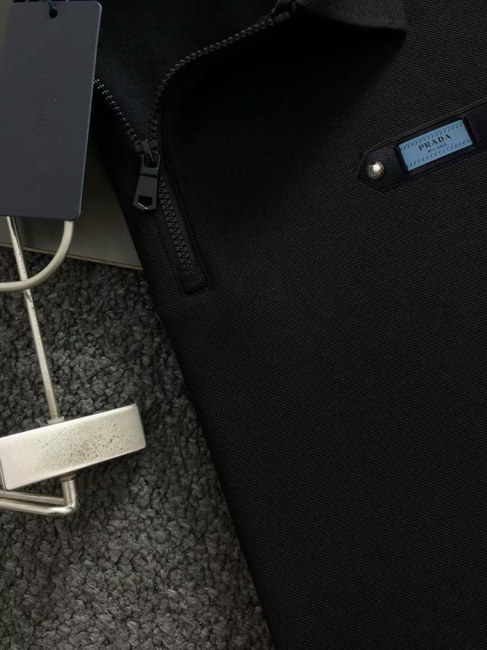Prada Polo 008