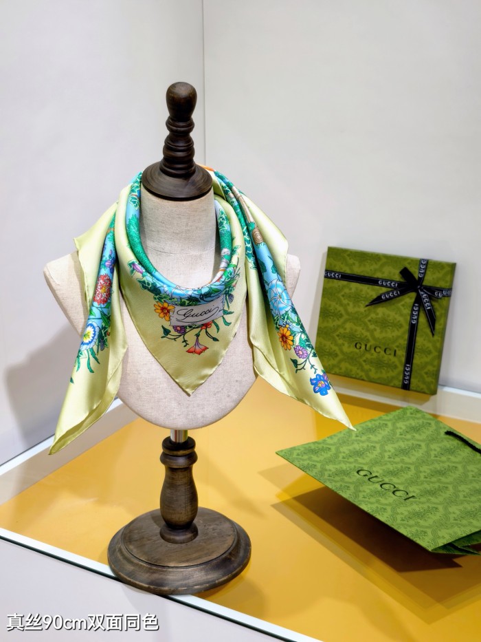 Gucci Silk make scarf SGC2506 90*90cm